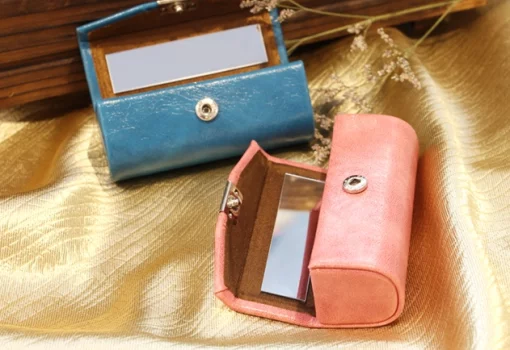 Футляр помади A04